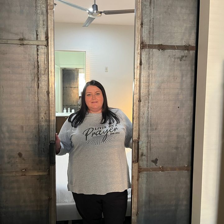 Profile Picture of Rachel Holt (@rachrayholt) on Tiktok