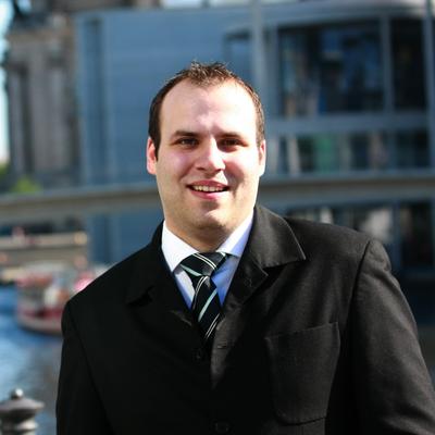 Profile Picture of Stefan Voß (@cardraft) on Twitter
