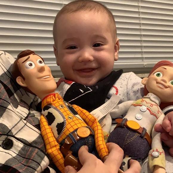 Profile Picture of Gilberto Hernandez capote (@gilberto0412) on Poshmark