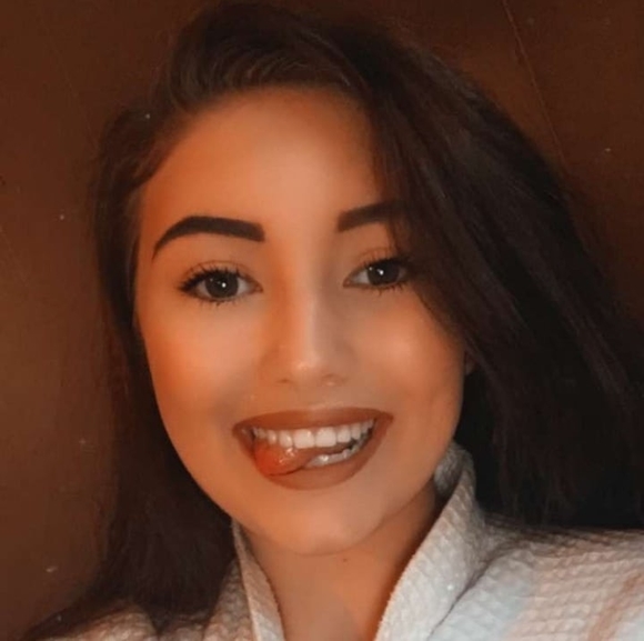 Profile Picture of Makenzi Dannelley (@m_dannelley) on Poshmark
