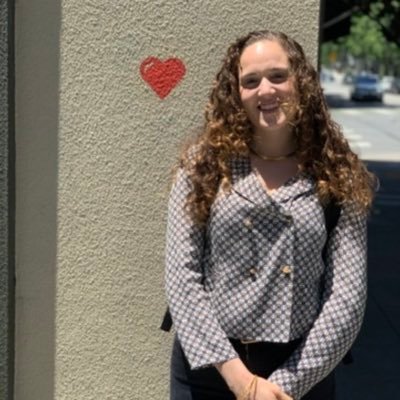 Profile Picture of Esther Clemence Batarseon Twitter