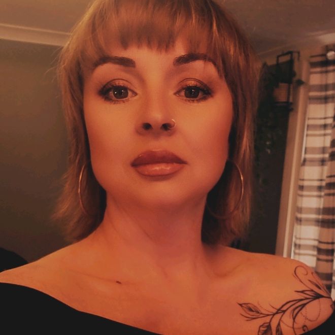 Profile Picture of Amanda Horsey (@amandahorsey) on Tiktok