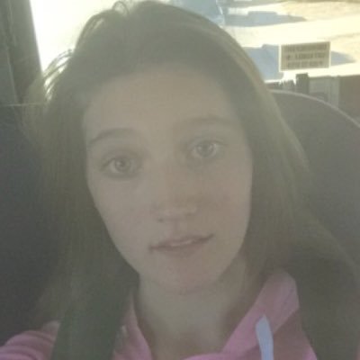 Profile Picture of Shawna Lowe (@shawnalowe133) on Twitter