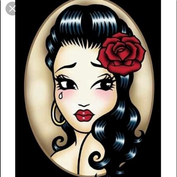 Profile Picture of Alicia Ledesma (@lecy92) on Poshmark