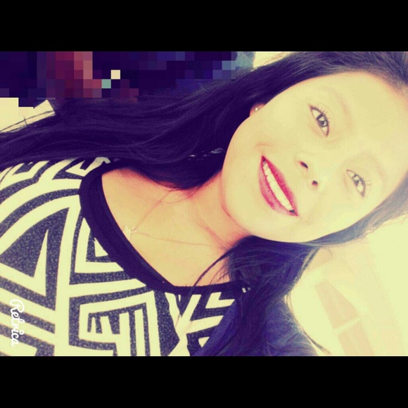 Profile Picture of Nancy Corona (@nancycorona) on Poshmark