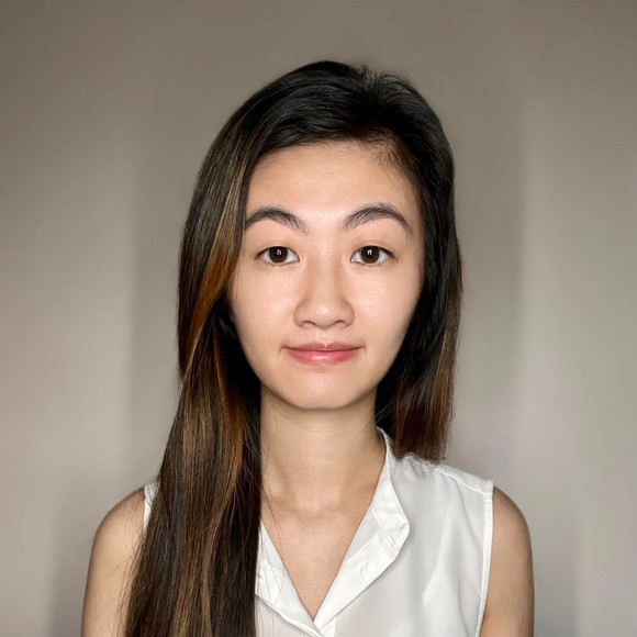 Profile Picture of Nancy Yuan (@nyuan13) on Poshmark