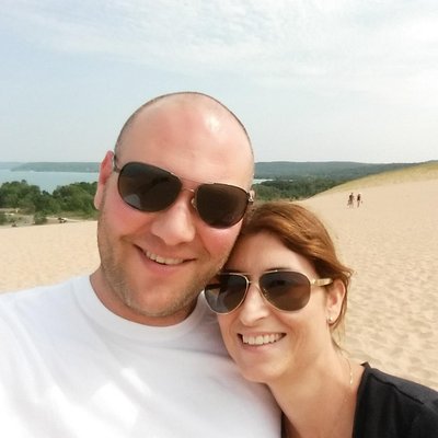 Robin Brown - Twitter Profile Picture of Robin Brown (@rlevyrd) on Twitter