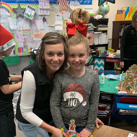 Profile Picture of Cassy Birkenfeld (@cassydawn) on Poshmark