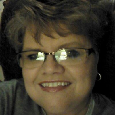 Profile Picture of Kim (@KimTealMorrow) on Twitter