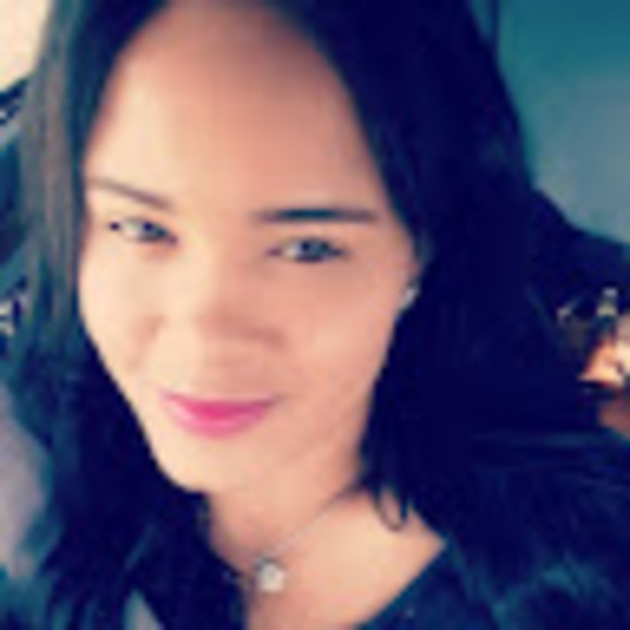 Profile Picture of Rosanny Terman (@rterman24) on Poshmark