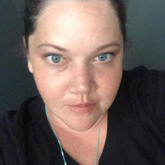 Profile Picture of Jamie Reinhardt (@jamiereinhardt) on Poshmark