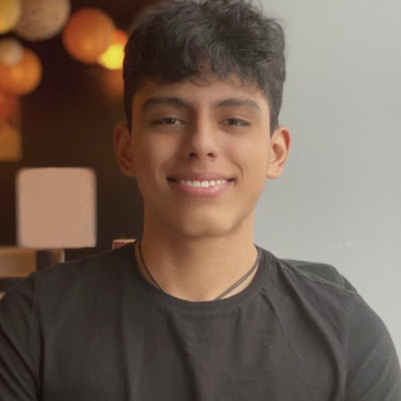 Profile Picture of Jeffrey Solano (@jeffreysolano21) on Poshmark