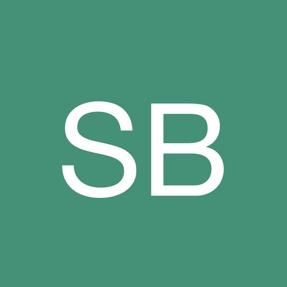 Profile Picture of Sandra Barnes (@31657adb) on Poshmark