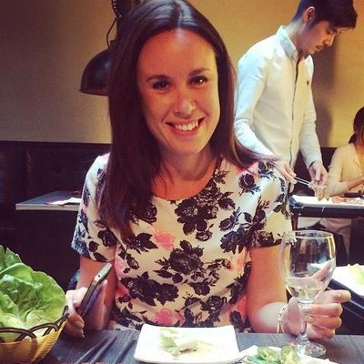Profile Picture of Laura Hinton (@laurahinton) on Twitter