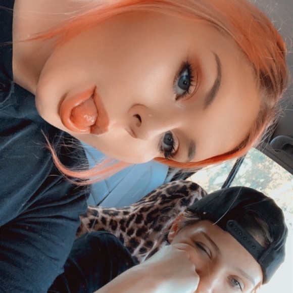 Profile Picture of Dixie Walker (@dixiewalker101) on Poshmark