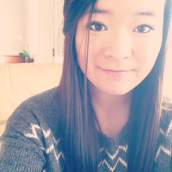Profile Picture of Lily Jiang (@liljia14) on Poshmark