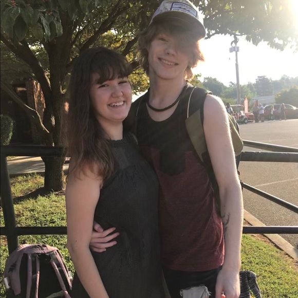 Profile Picture of Madi n Stephens (@madio_o) on Poshmark