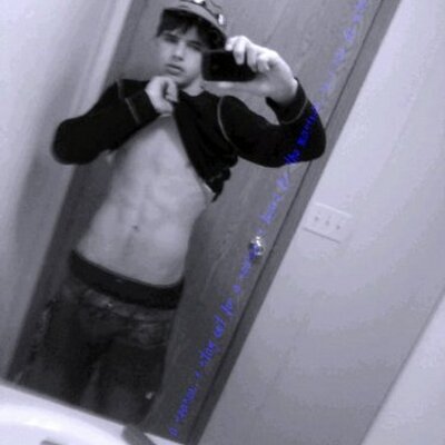 Aaron Tilley - Twitter Profile Picture of Aaron Tilley (@Tiddyboybby) on Twitter