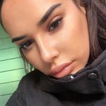 Profile Picture of 𝒱𝒾ℴ𝓁𝒶 𝒢𝒿ℴ𝓁ℯ𝓀𝒶'𝓈 𝒻𝒶𝓃𝓅𝒶ℊℯ ✨ (@violasbabe) on Instagram