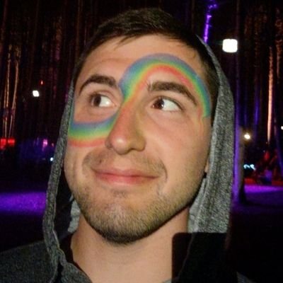 Profile Picture of  🌸Buttons 🌸 (@BenjaminKroll) on Twitter