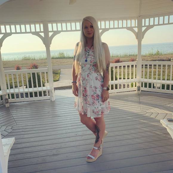 Profile Picture of Kyla Casada (@casada1997) on Poshmark