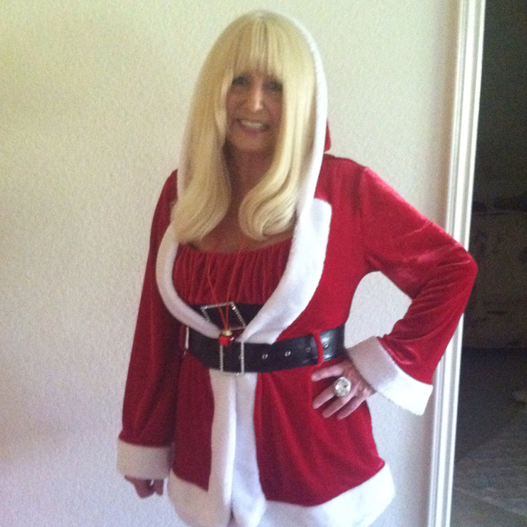 Profile Picture of Carla joe Hannon (@carlajoe) on Poshmark