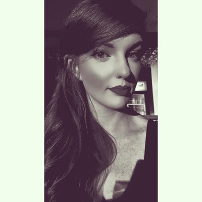 Profile Picture of Kelly McDermott (@KellyMcD27) on Twitter