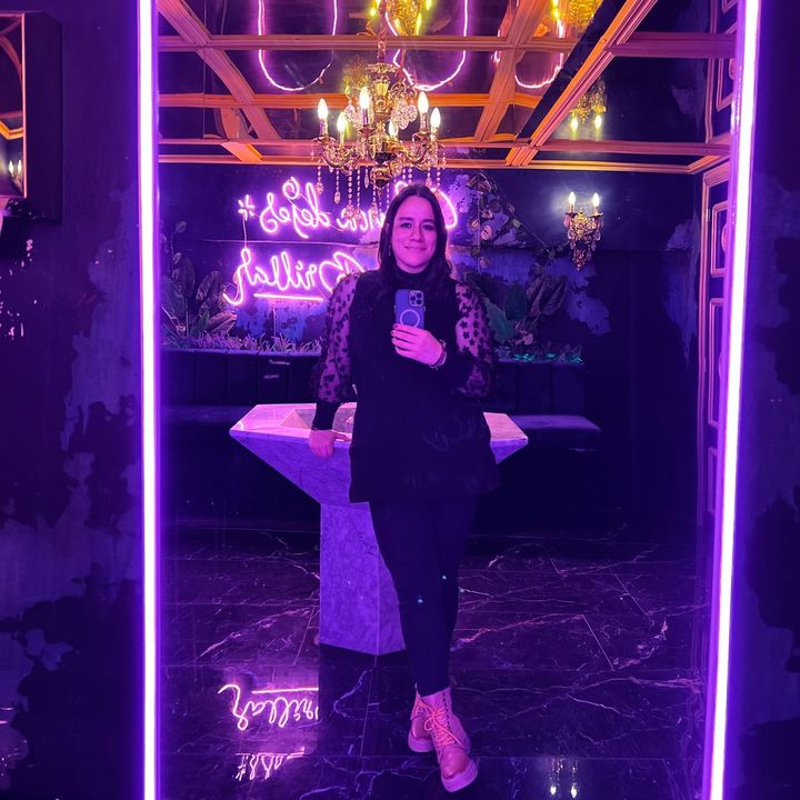 Profile Picture of LuceCalderón (@luceecalderon) on Tiktok