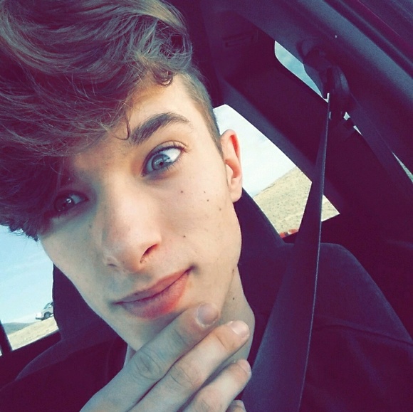 Profile Picture of Devin Coppola (@devincoppola) on Poshmark