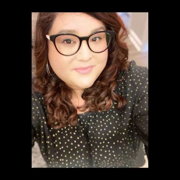 Katie Feher - Poshmark Profile Picture of Katie Feher (@katielou83) on Poshmark