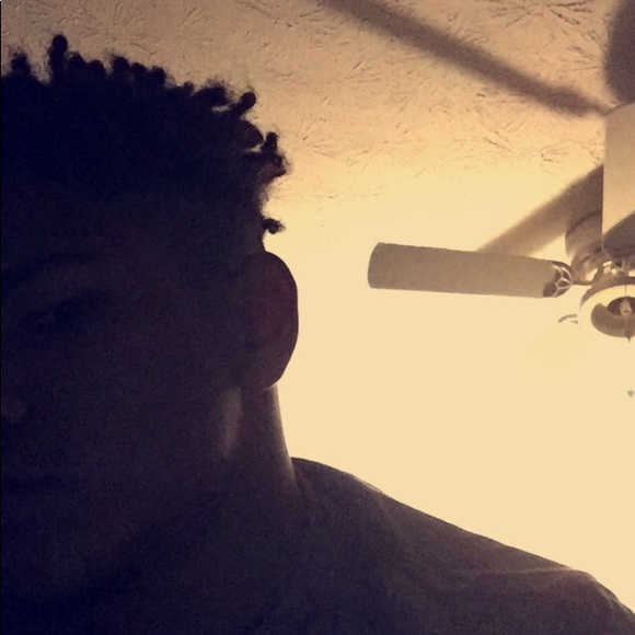 Joseph Akemon - Poshmark Profile Picture of Joseph Akemon (@cainonakemon) on Poshmark