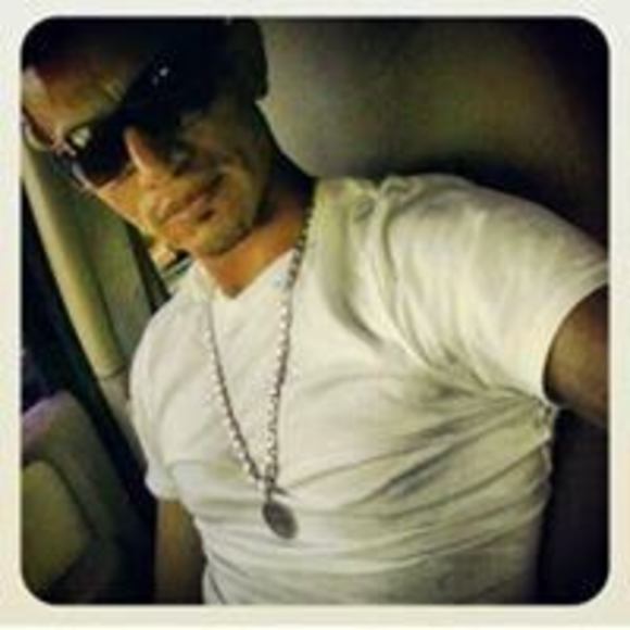 Profile Picture of Julio Martinez (@julio1776) on Poshmark