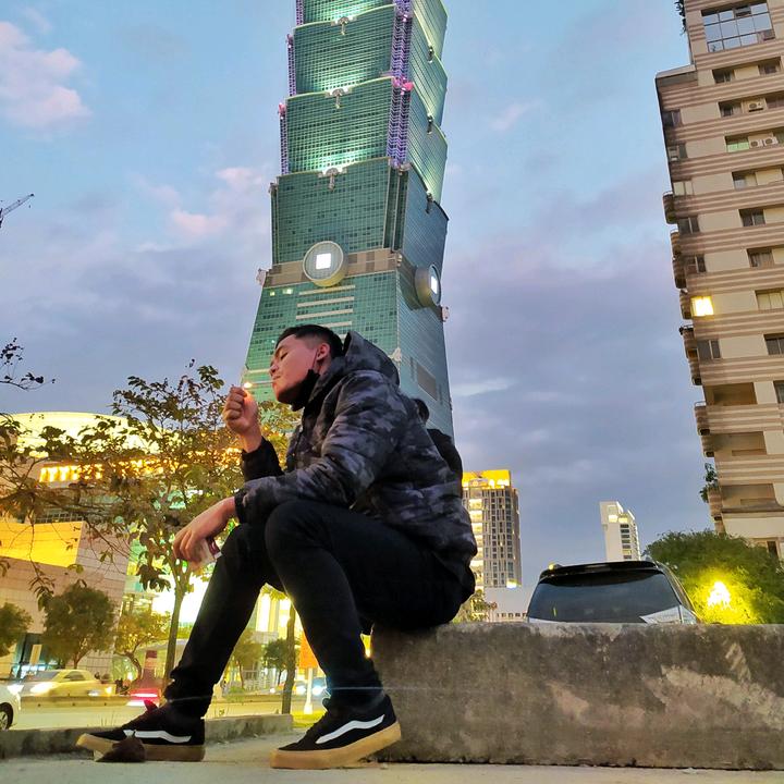 Profile Picture of Andrew Echoo (@andrewechoo) on Tiktok