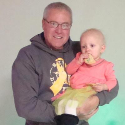 Profile Picture of Michael Manger (@RunningForThe46) on Twitter