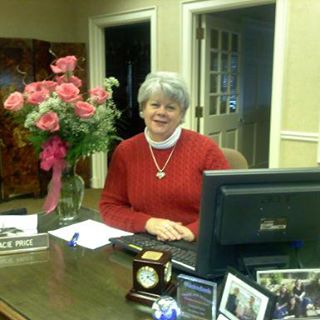 Profile Picture of Tracie Price Hollingsworth (@tracie.price2) on Facebook