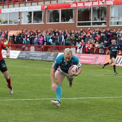 Profile Picture of Adam Quinlan (@Aquinlan92) on Twitter