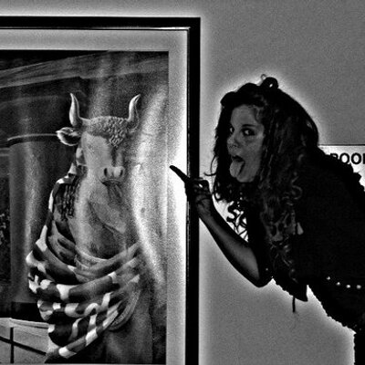 Profile Picture of Mesui Love Rock (@Meshuapaparozz1) on Twitter