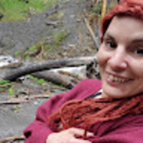 Profile Picture of Kim Rawn (@kim_rawn) on Poshmark