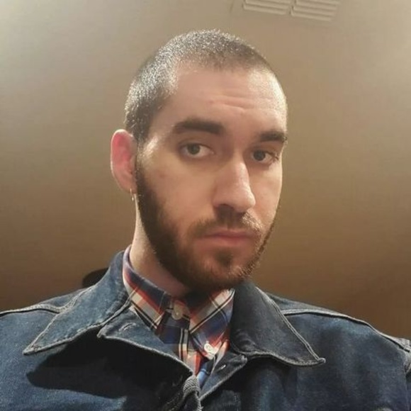 Profile Picture of Brandon Greystone (@bgreystone) on Poshmark