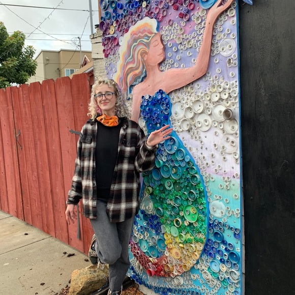Profile Picture of Amber Sopko (@ambersopko) on Poshmark