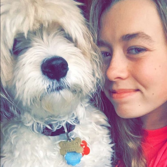 Profile Picture of Hallie Wilgenbusch (@halbal) on Poshmark