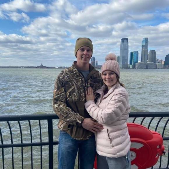 Profile Picture of Jordan Collings (@jordan_collings) on Poshmark