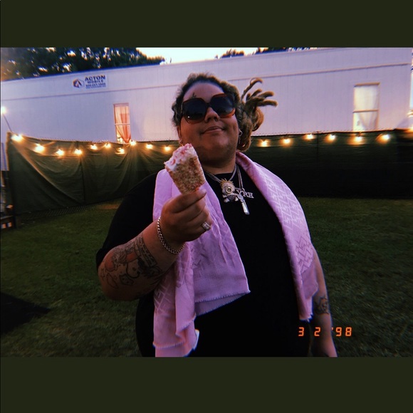 Profile Picture of Samuel Ramirez (@sxmr47) on Poshmark