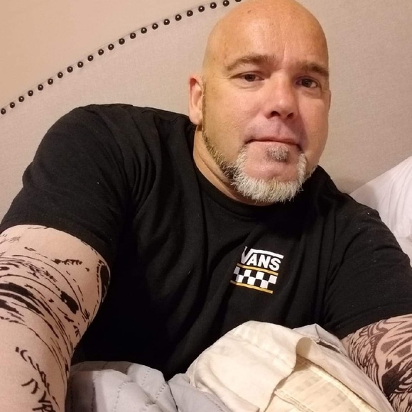 Profile Picture of Darren Crosby (@canesfan3737) on Poshmark