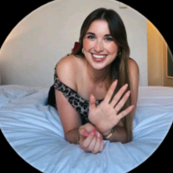 Profile Picture of JIJ WINN🎁LINK IN BIO⤵️⤵️ (@schmeets_) on Tiktok