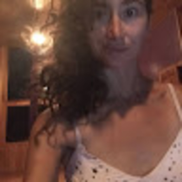 Profile Picture of Marz Otter (@marzotter22) on Poshmark