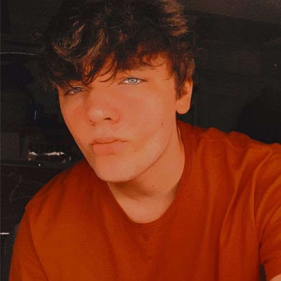 Profile Picture of Daniel Jacoby (@dbj001) on Poshmark