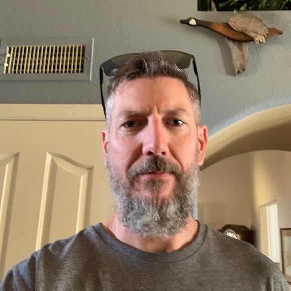 Profile Picture of Travis Senitza (@azmilkman) on Poshmark