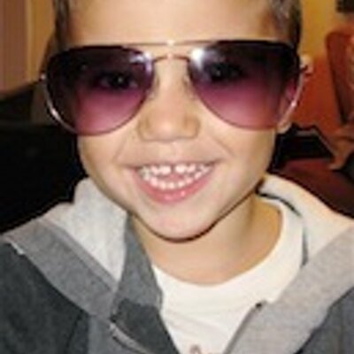 Profile Picture of Peter Andre (@Peter_Andre1973) on Twitter