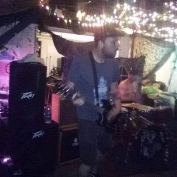 Fraden Branklin - Poshmark Profile Picture of Fraden Branklin (@halfbraden) on Poshmark